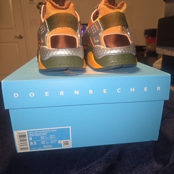 Nike huarache doernbecher size 8 mens - Picture 2 of 4